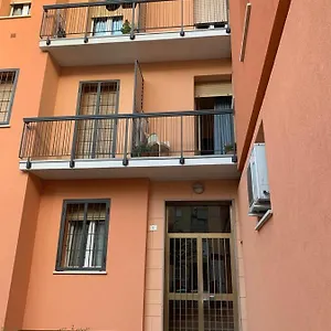 Appartamento Comfortable Suitable 1-2 Pax, Bologna