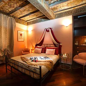 Apartment House Of Magic - Due Torri, Bologna